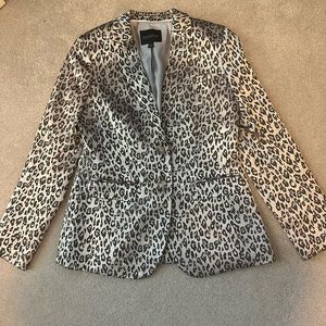 Banana Republic Long and Lean Women’s Cheetah Print Blazer